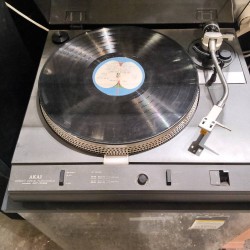 ENSEMBLE HIFI AKAI TOURNE DISQUE DIRECT DRIVE !!!! 