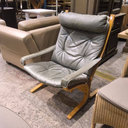 PAIRE DE FAUTEUILS  WESTNOFA FURNITURE