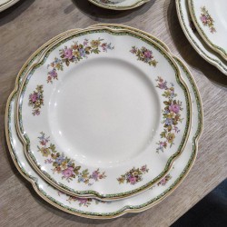 SERVICE DE TABLE VICTORIEN JOHNSON BROTHERS
