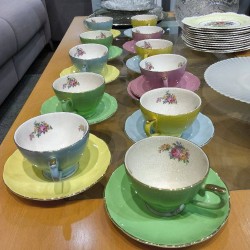 LOT DE TASSES ROYAL LEIGHTON