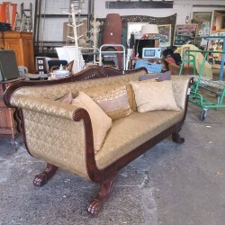 BANQUETTE STYLE BIEDERMEIER