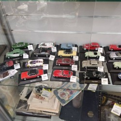 VOITURE PORSCHE MINIATURE