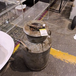 CRUCHE À LAIT 