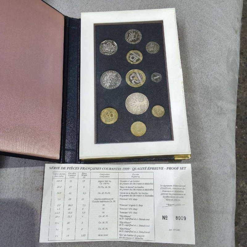BOITE MONNAIE DE PARIS DE 1999 