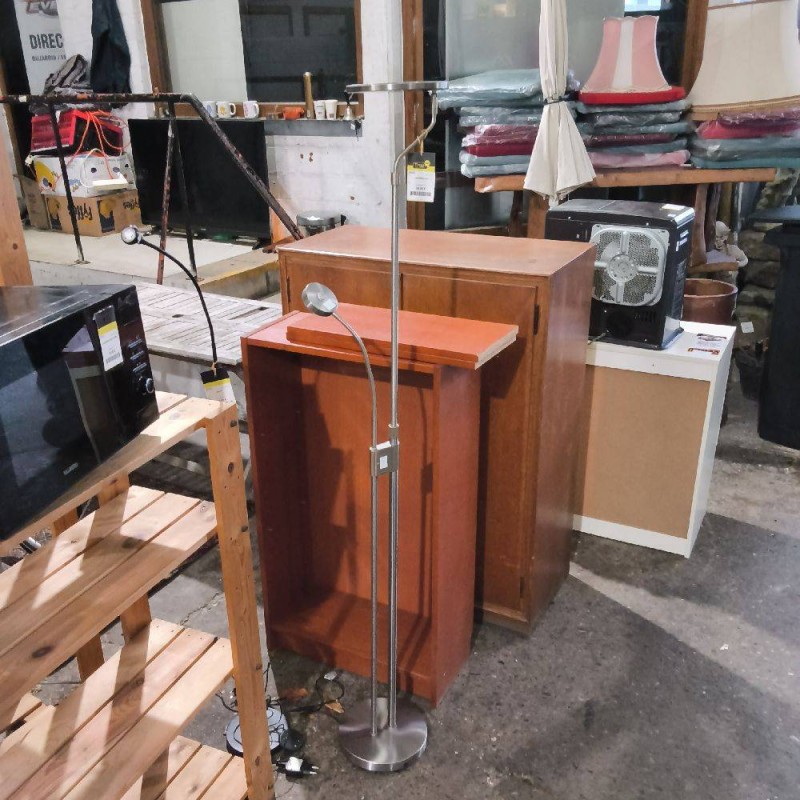 LAMPADAIRE LED
