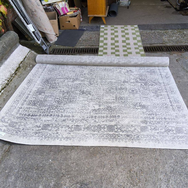 TAPIS MODERNE 200X270