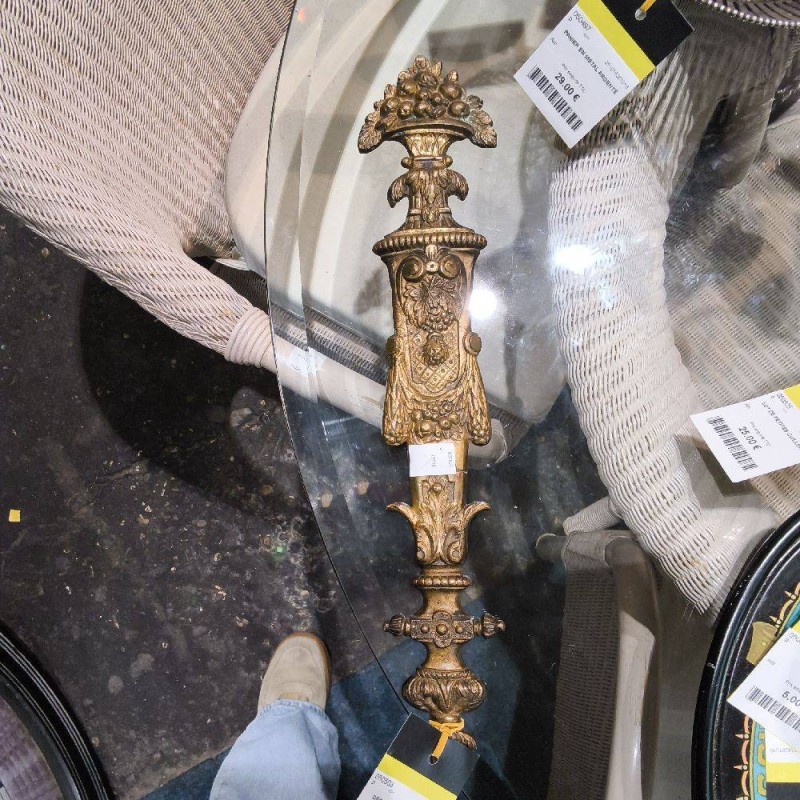 DÉCORATION EN BRONZE