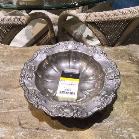 PLAT EN MÉTAL ARGENTÉ