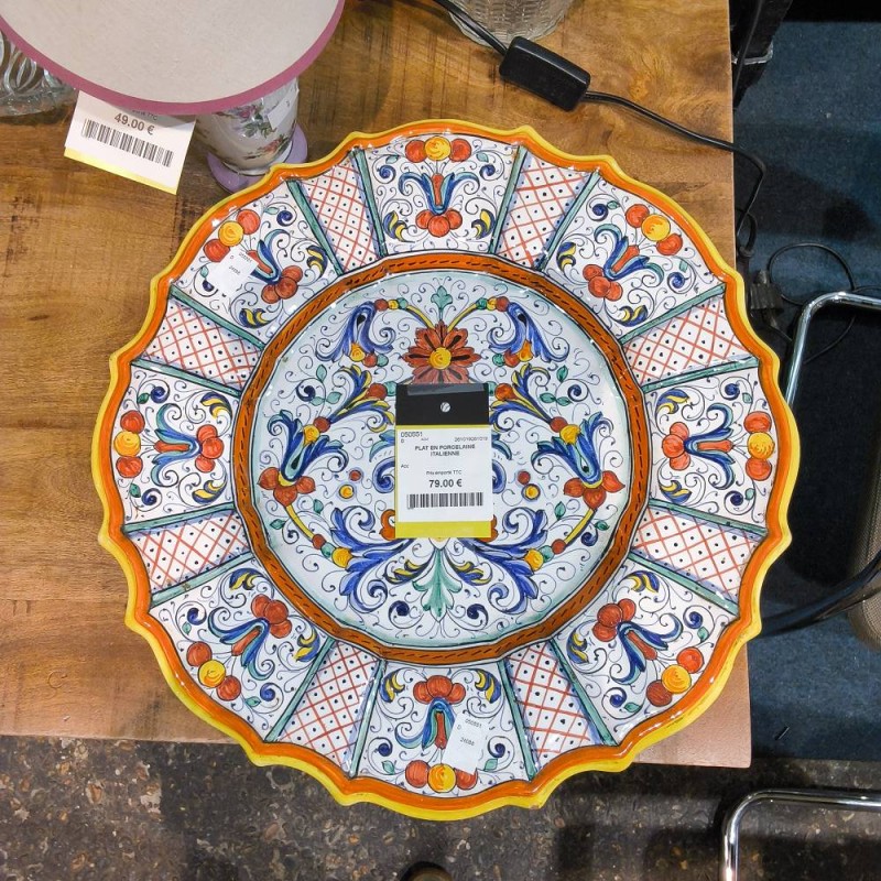 PLAT EN PORCELAINE ITALIENNE