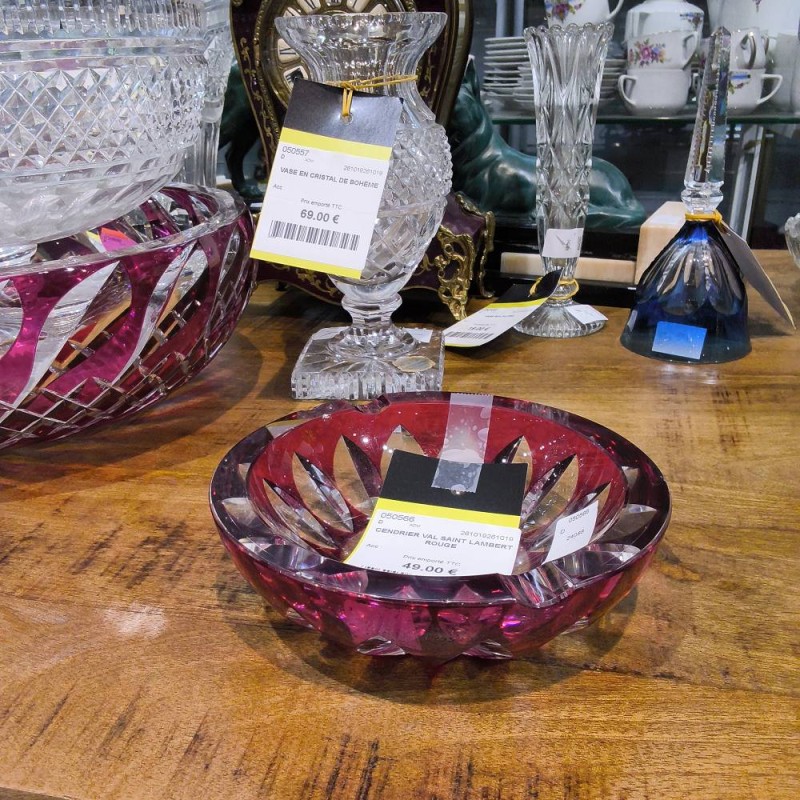 CENDRIER VAL SAINT LAMBERT ROUGE