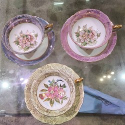 TASSE A THÉ DE COLLECTION