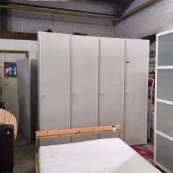 GARDE ROBES 4 PORTES BLANCHE