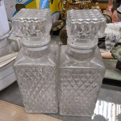 PAIRE DE CARAFES