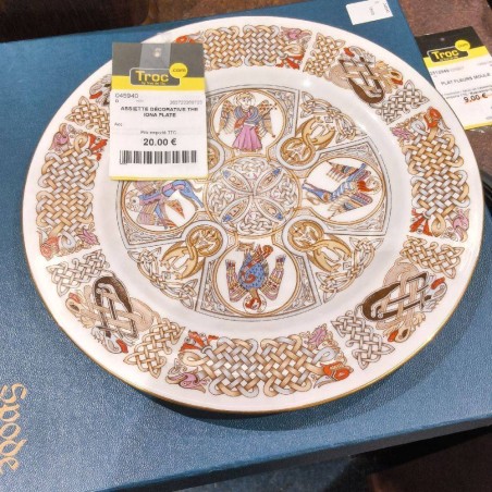 ASSIETTE DÉCORATIVE THE IONA PLATE