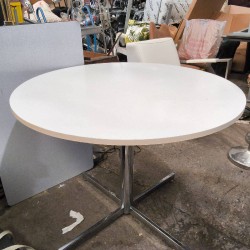 TABLE RONDE PIED CHROME