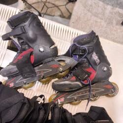 ROLLER TAILLE 39 + ACCES