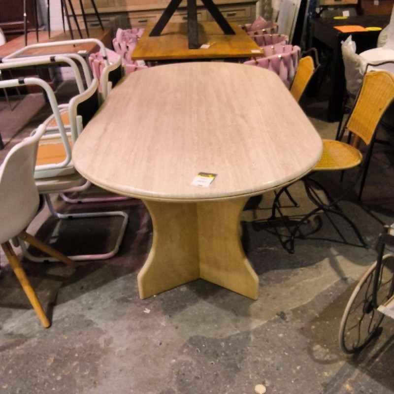 TABLE OVALE  TRAVERTIN