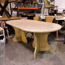TABLE OVALE  TRAVERTIN