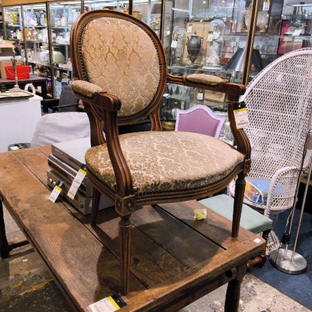 FAUTEUIL MEDAILLON ANCIEN 