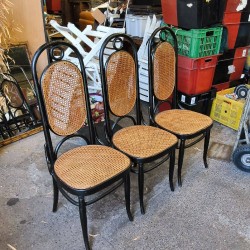 SERIE DE 3 CHAISES CANNEES