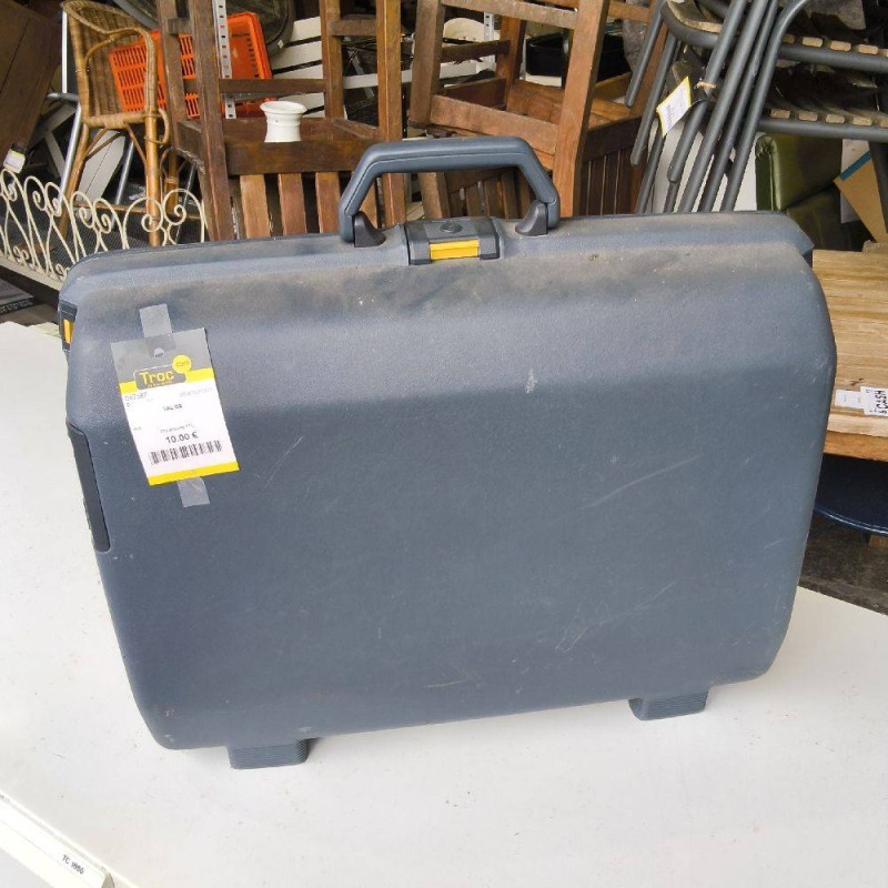 VALISE 