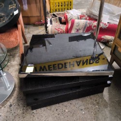 TABLE BASSE DESIGN EN VERRE